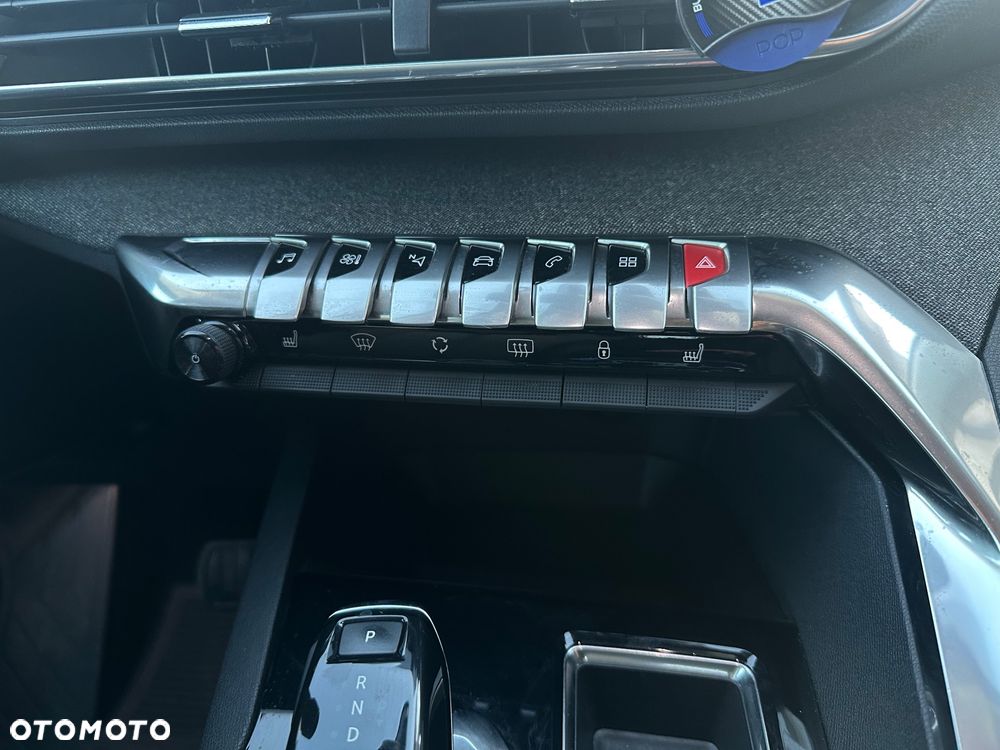 Peugeot 3008 1.2 PureTech Allure Pack S&S EAT8 - 13