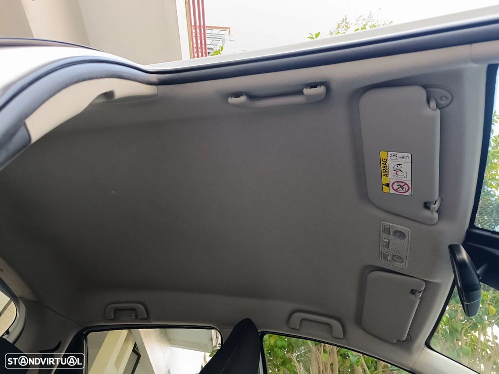 Toyota Yaris 1.5 HDF Comfort - 24