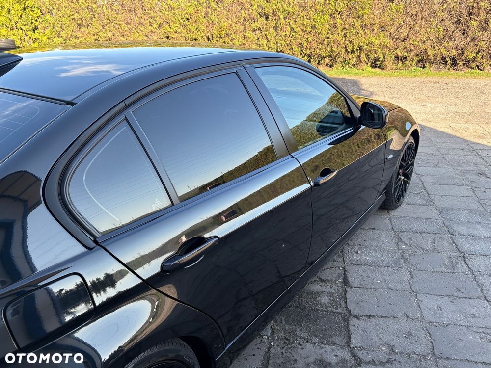 BMW Seria 3 318d - 30