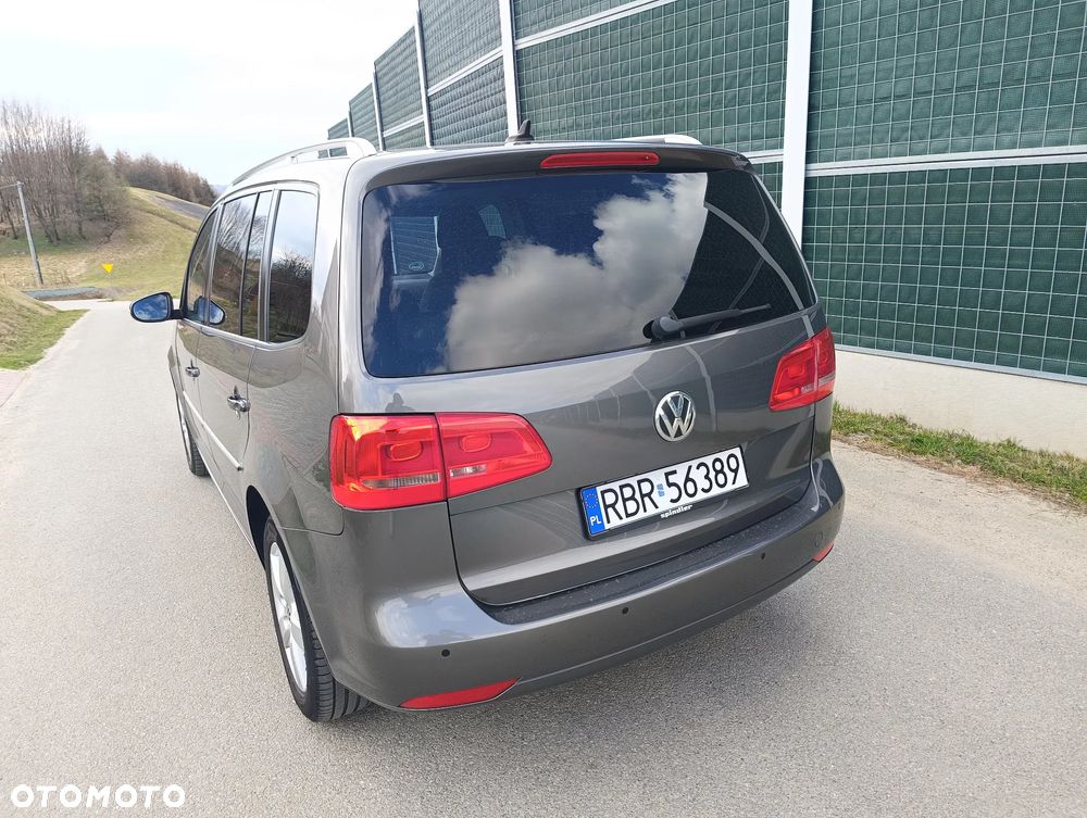 Volkswagen Touran 2.0 TDI DPF BlueMotion Technology Highline - 17