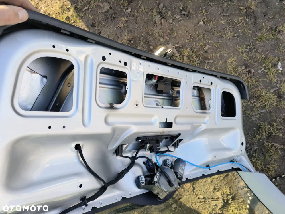 MERCEDES BENZ C klasa W203 KOMBI klapa pokrywa bagażnika - 2