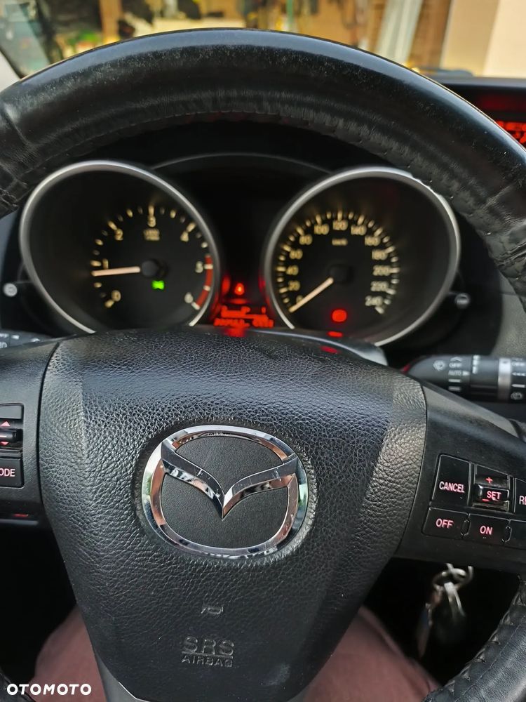 Mazda 5 1.6 CD Exclusive + - 10