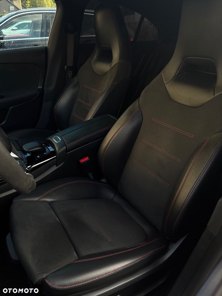 Mercedes-Benz CLA - 20