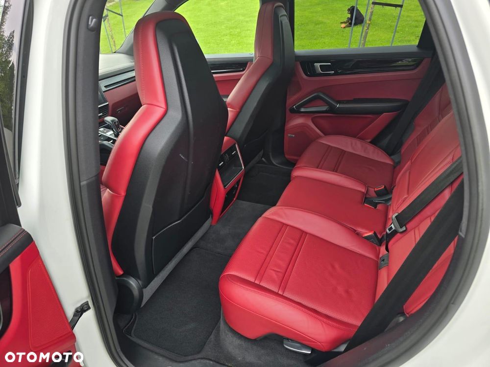 Porsche Cayenne Standard - 14
