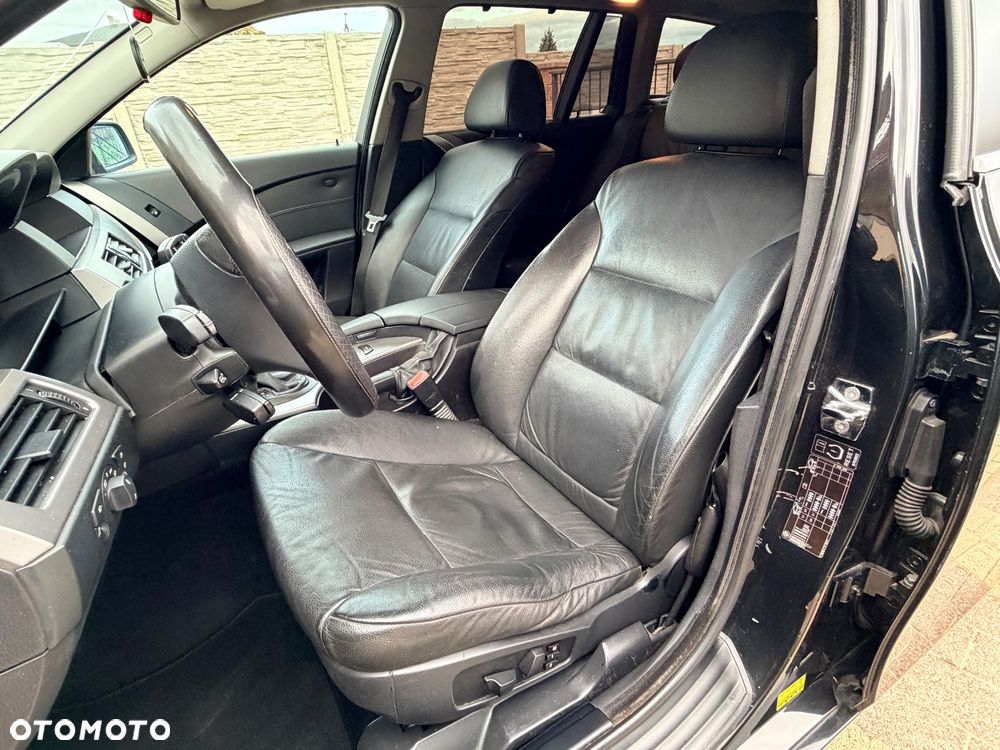 BMW Seria 5 - 35