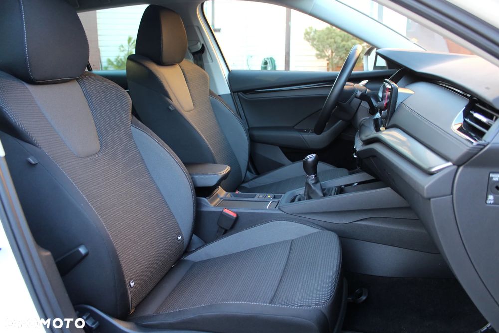 Skoda Octavia 2.0 TDI Selection - 8