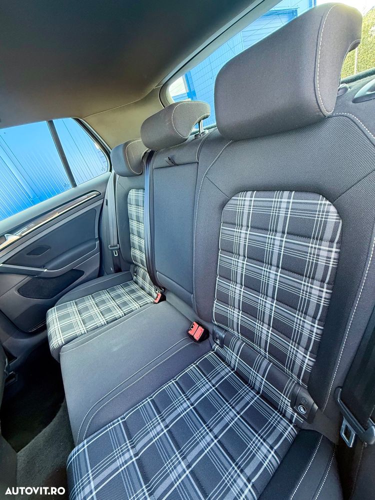 Volkswagen Golf GTD 2.0 TDI SCR DSG - 11