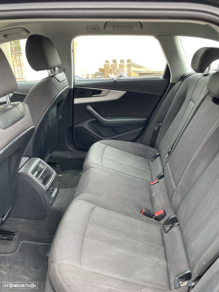 Audi A4 Avant 2.0 TDI S-line S tronic - 9