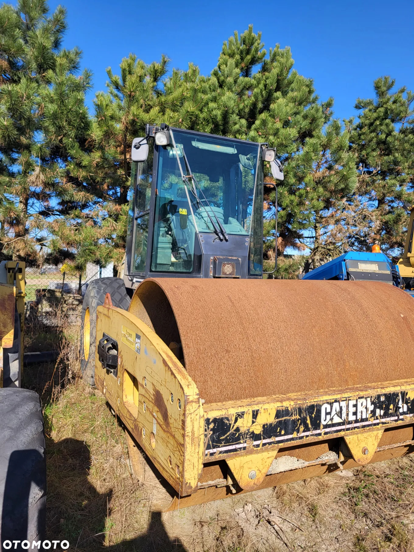 Caterpillar Walec CS-533E - 4
