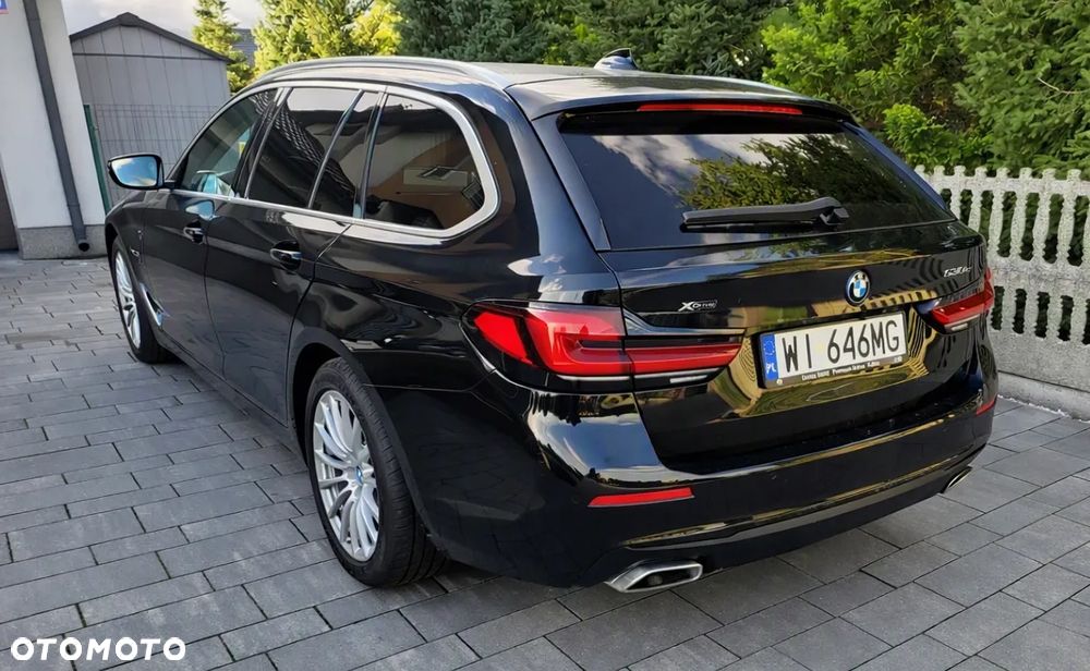 BMW 530E 2022 photo 2