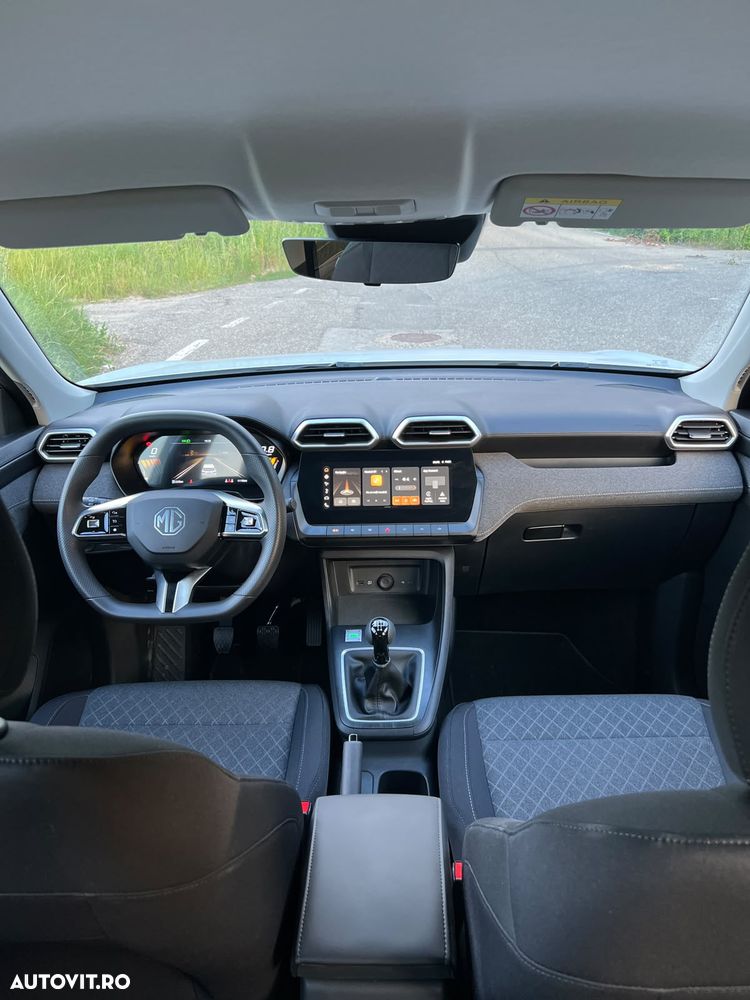 MG ZS ICE 1.5 Standard - 9