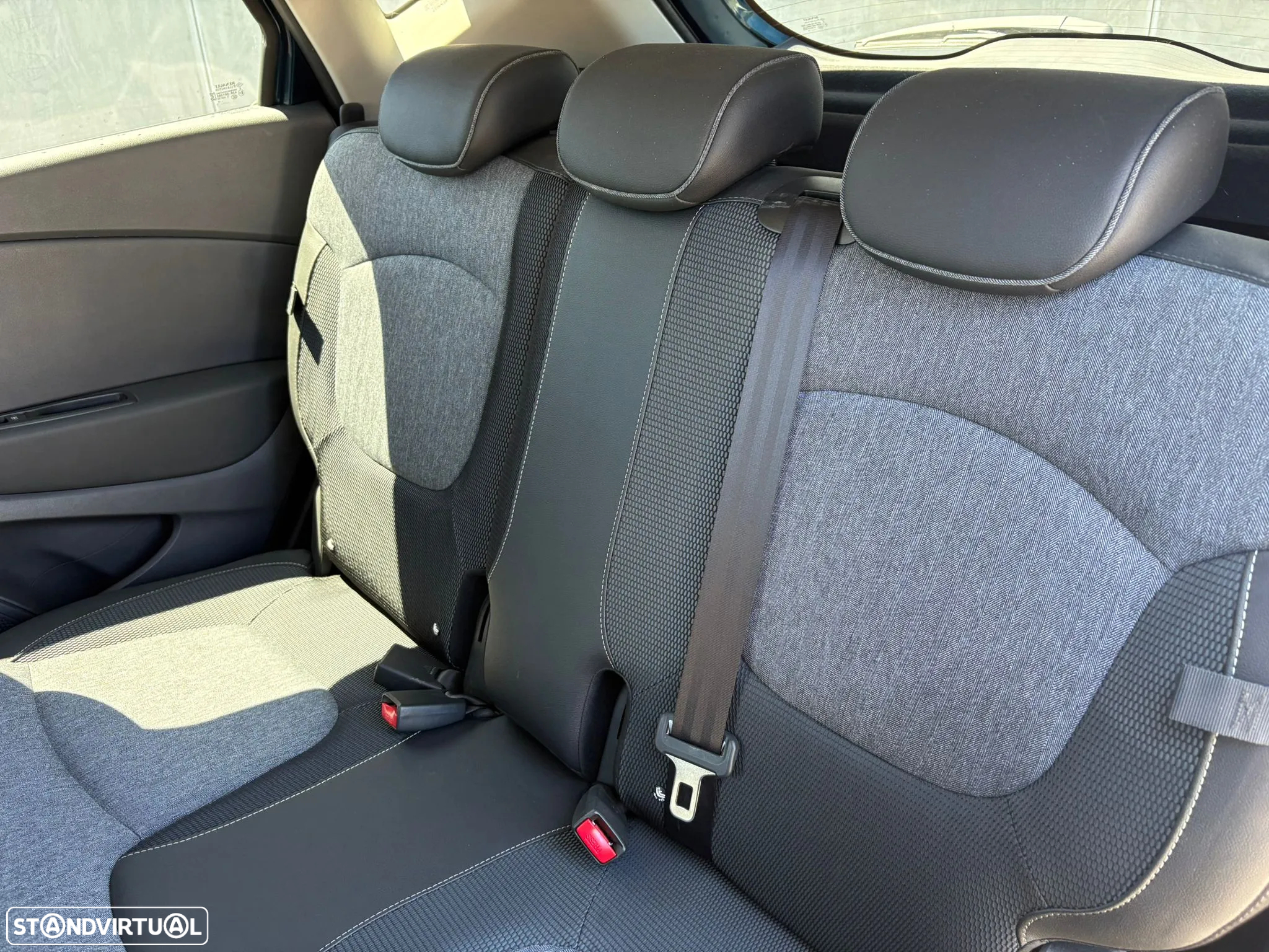Renault Captur (ENERGY) TCe 90 INTENS - 6