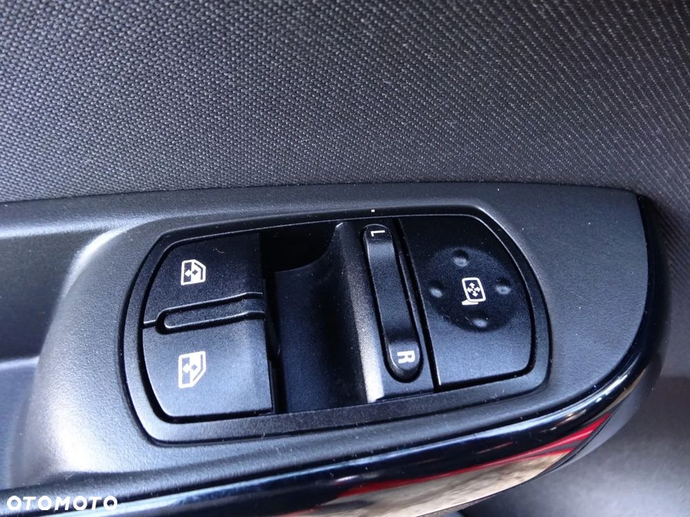 Opel Corsa 1.4 Edition - 31