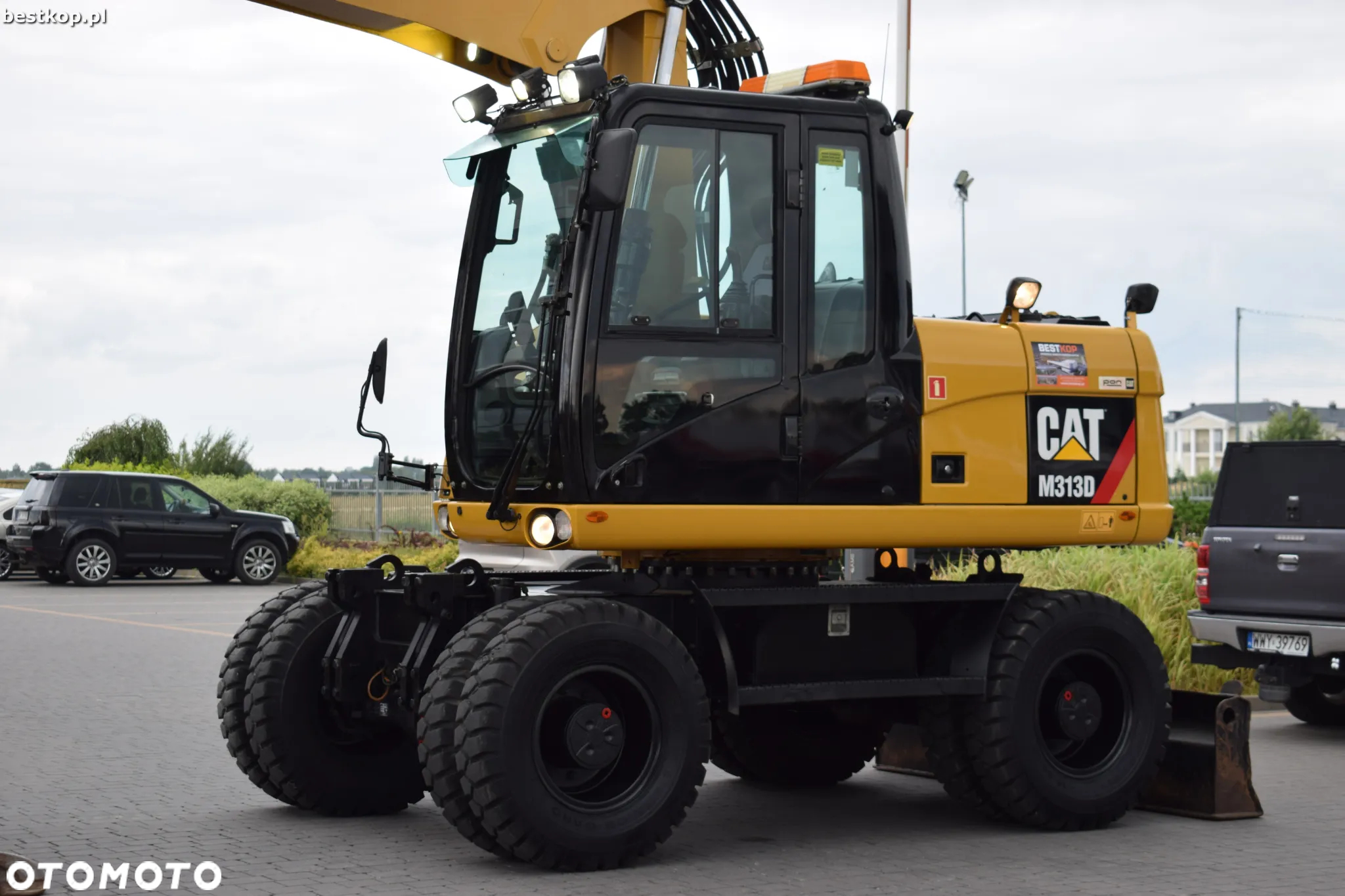 Caterpillar CAT M313D - 13