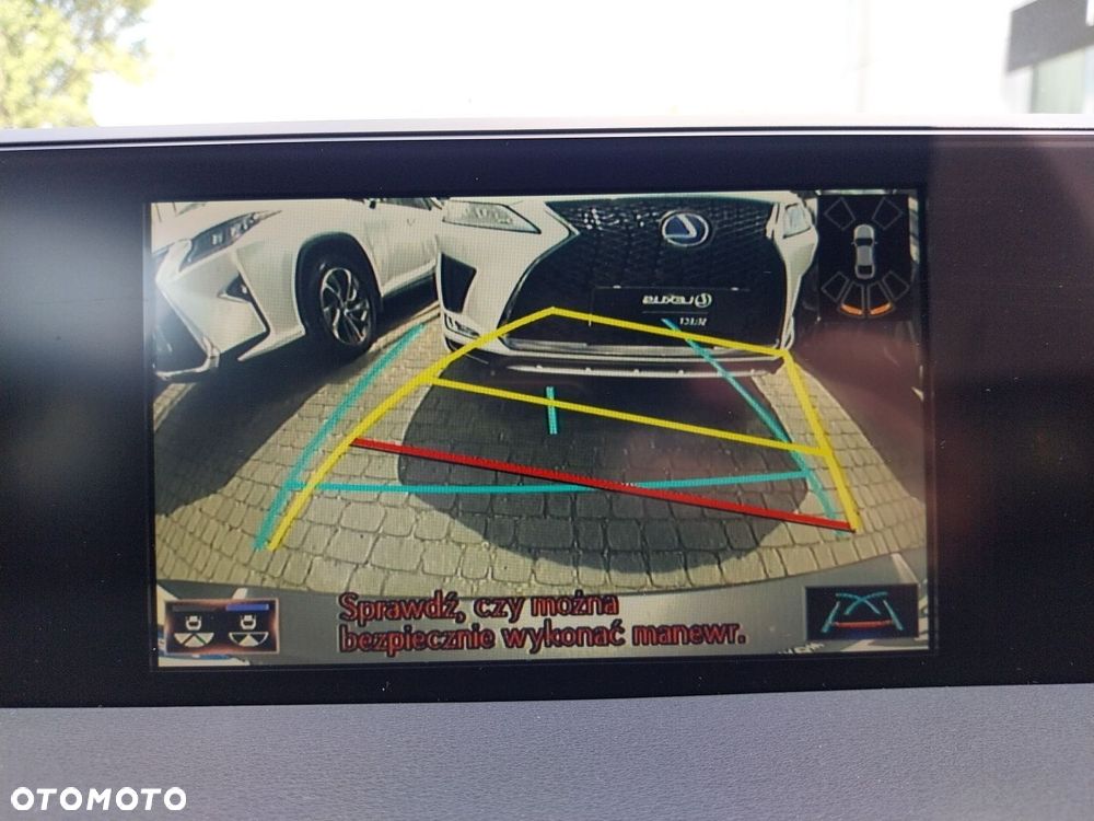 Lexus UX 250h GPF F Impression 2WD - 27
