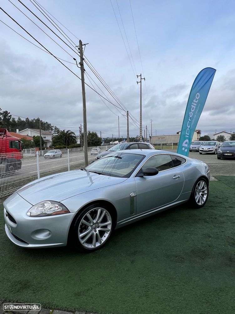 Jaguar XK XK8 Coupe - 12