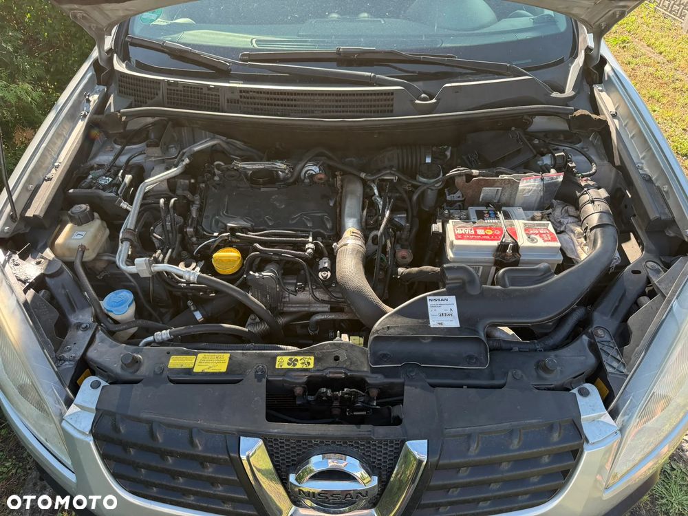 Nissan Qashqai 2.0 dCi DPF acenta - 21