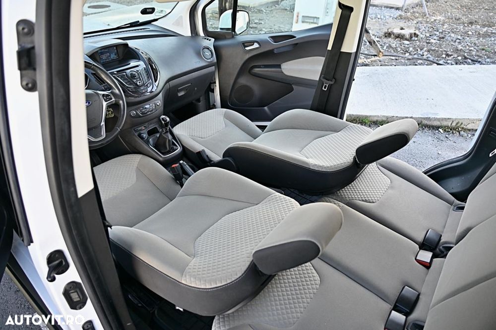 Ford Tourneo Courier 1.5 TDCi Trend - 5