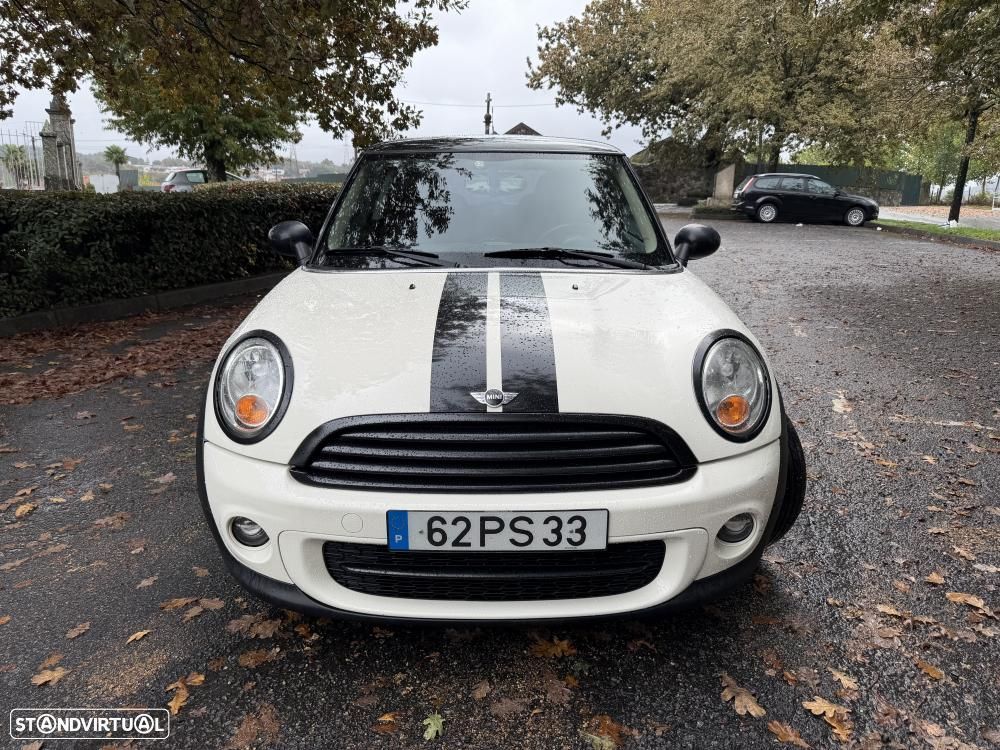 MINI 3 Portas Cooper D - 4