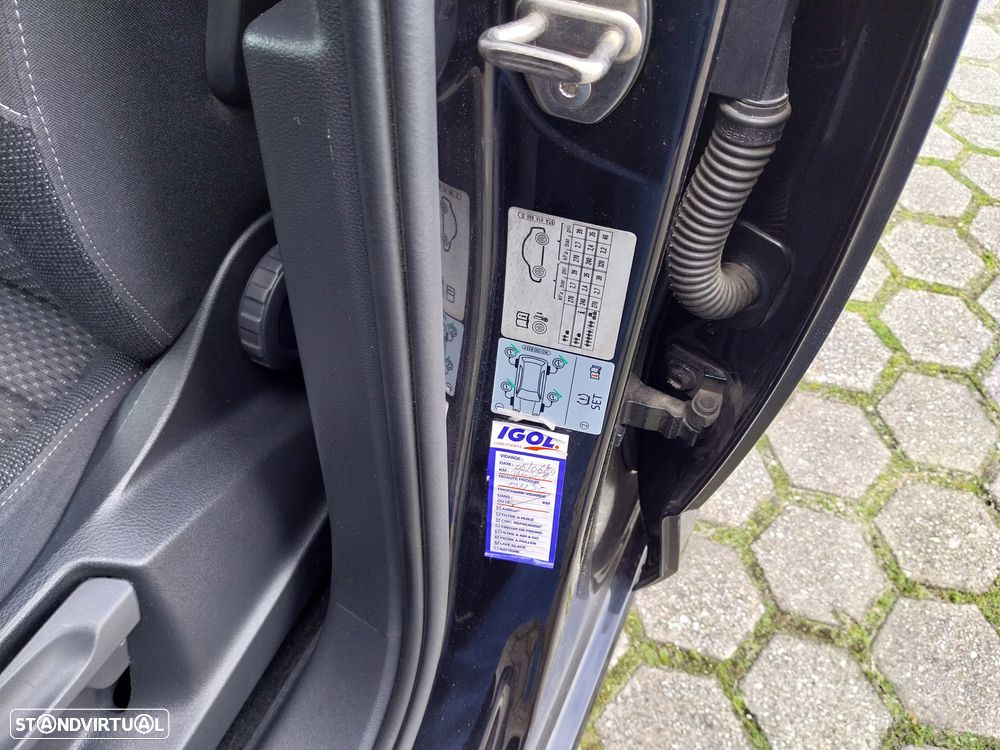 VW Touran 1.6 TDI SCR (BlueMotion ) DSG Comfortline - 8