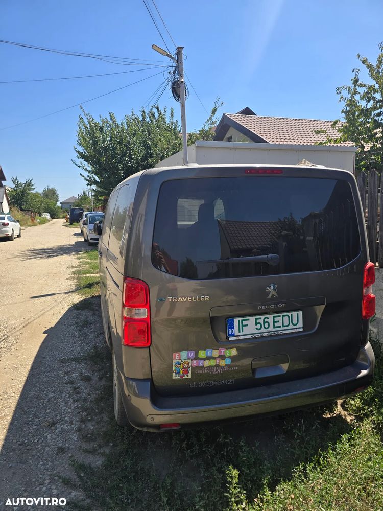 Peugeot Traveller L2 (50kWh) Allure - 3