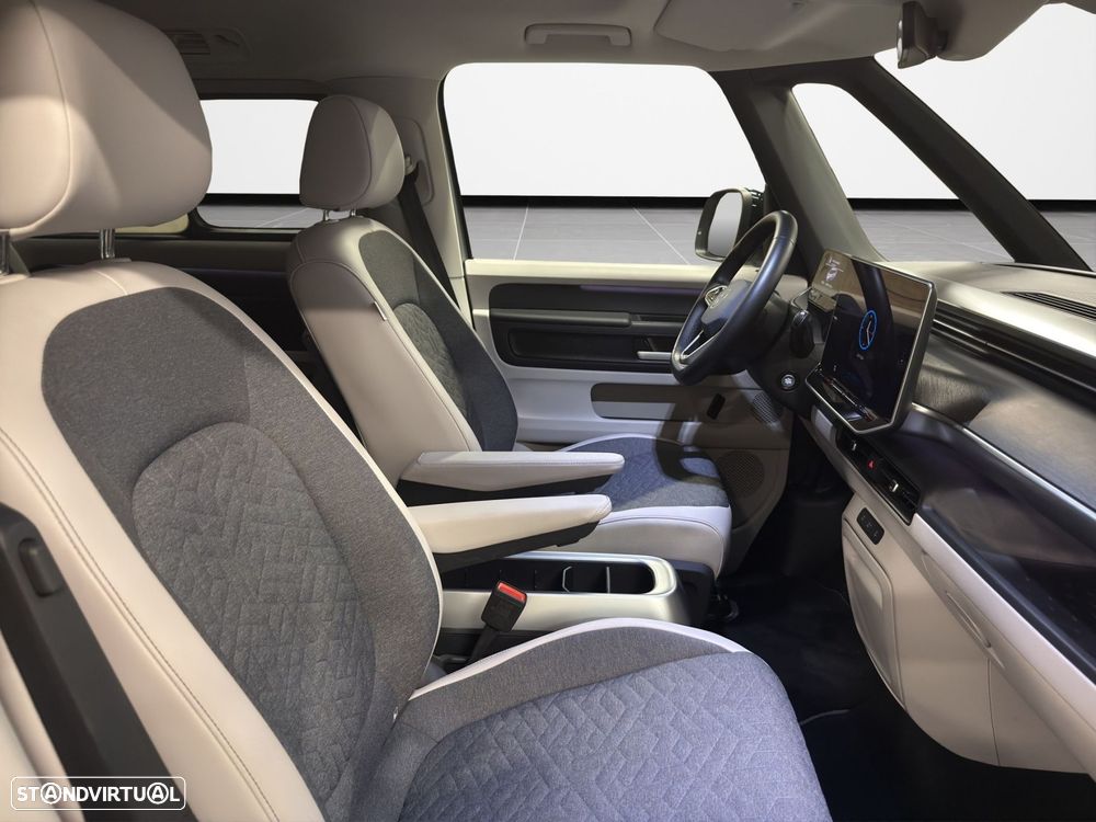 VW ID.Buzz 84 kWh Pro - 11