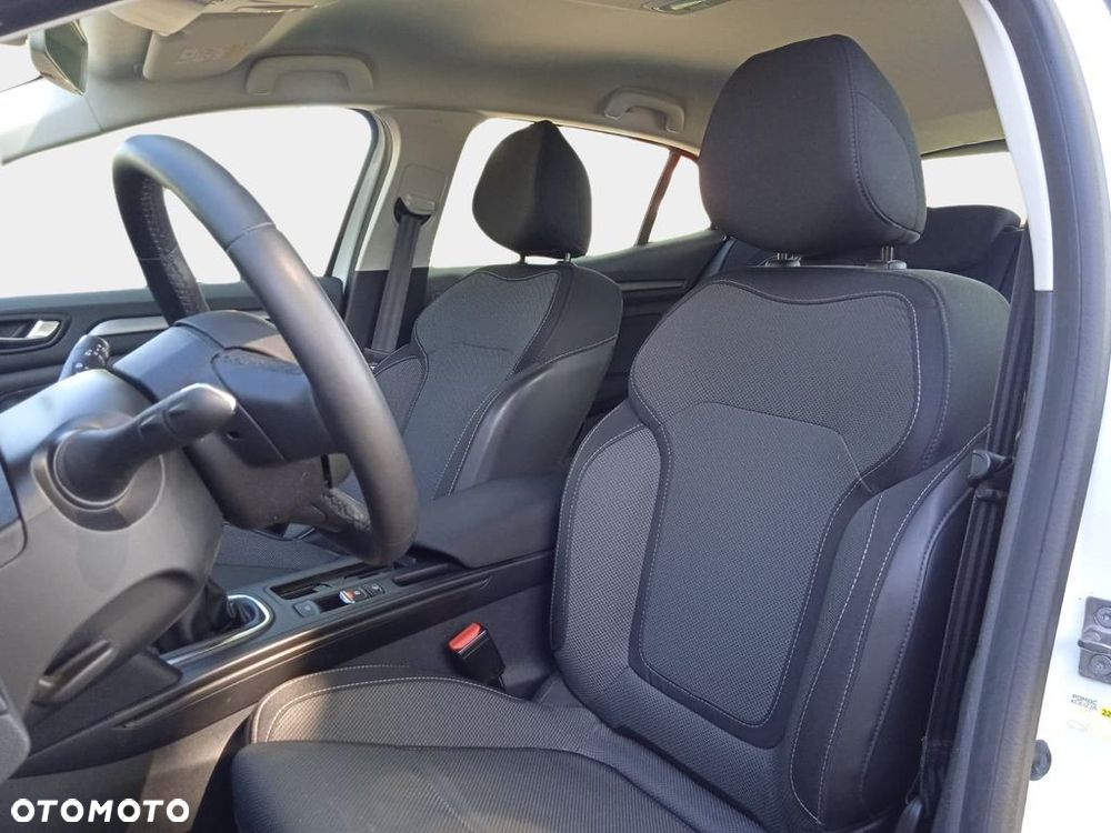 Renault Megane 1.3 TCe FAP Equilibre - 31