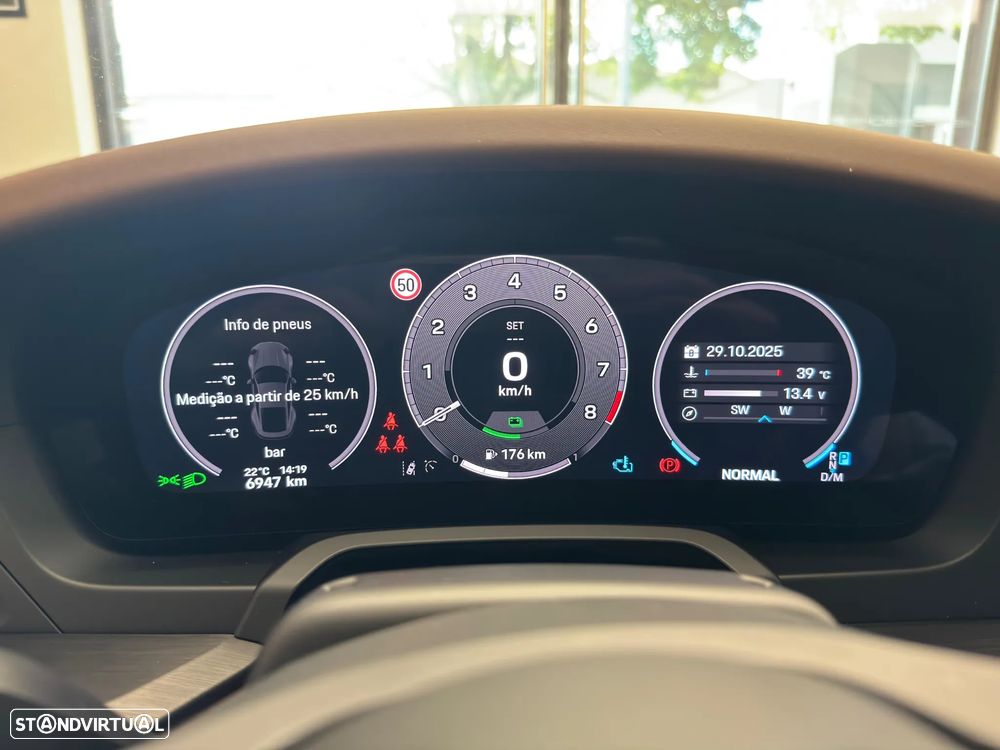 Porsche 911 (992) Carrera 4 GTS - 26