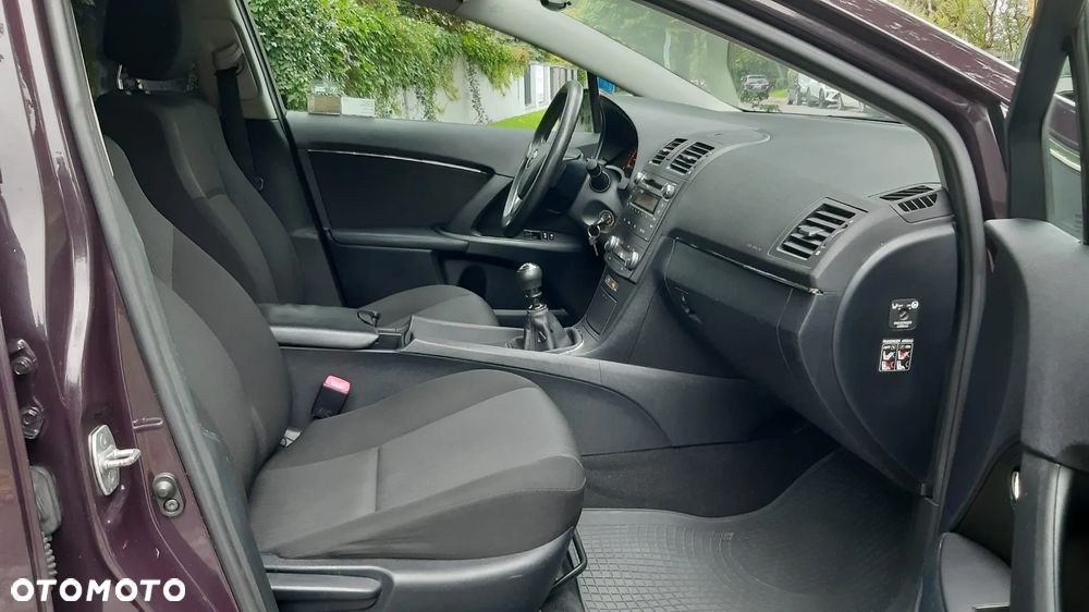 Toyota Avensis 1.6 Active - 7