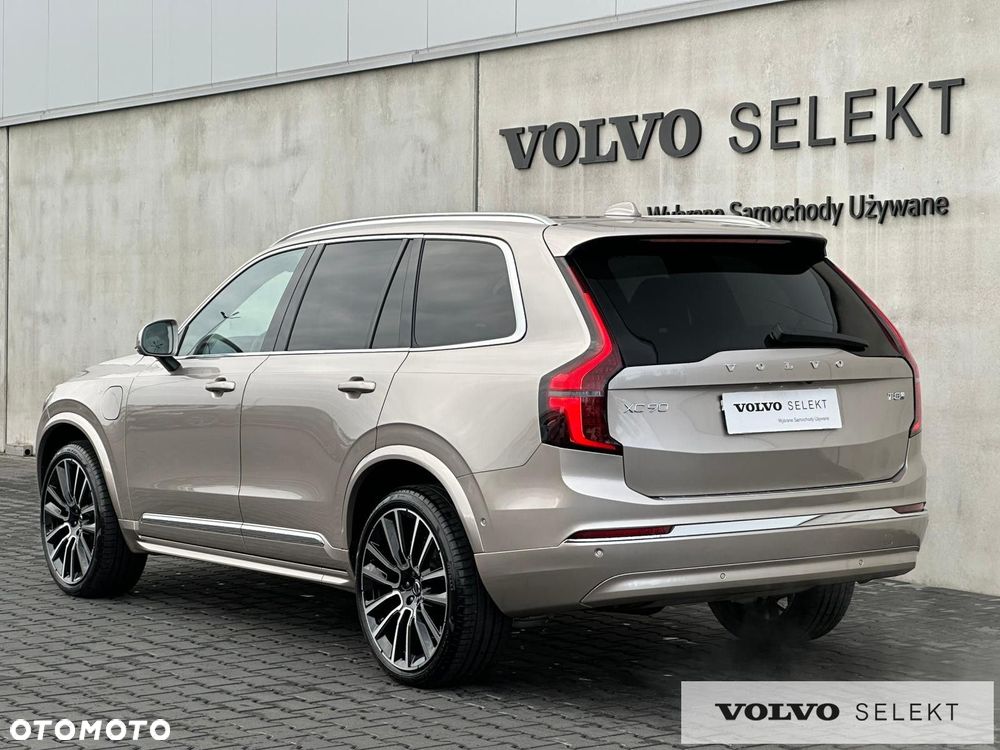 Volvo XC 90 - 9