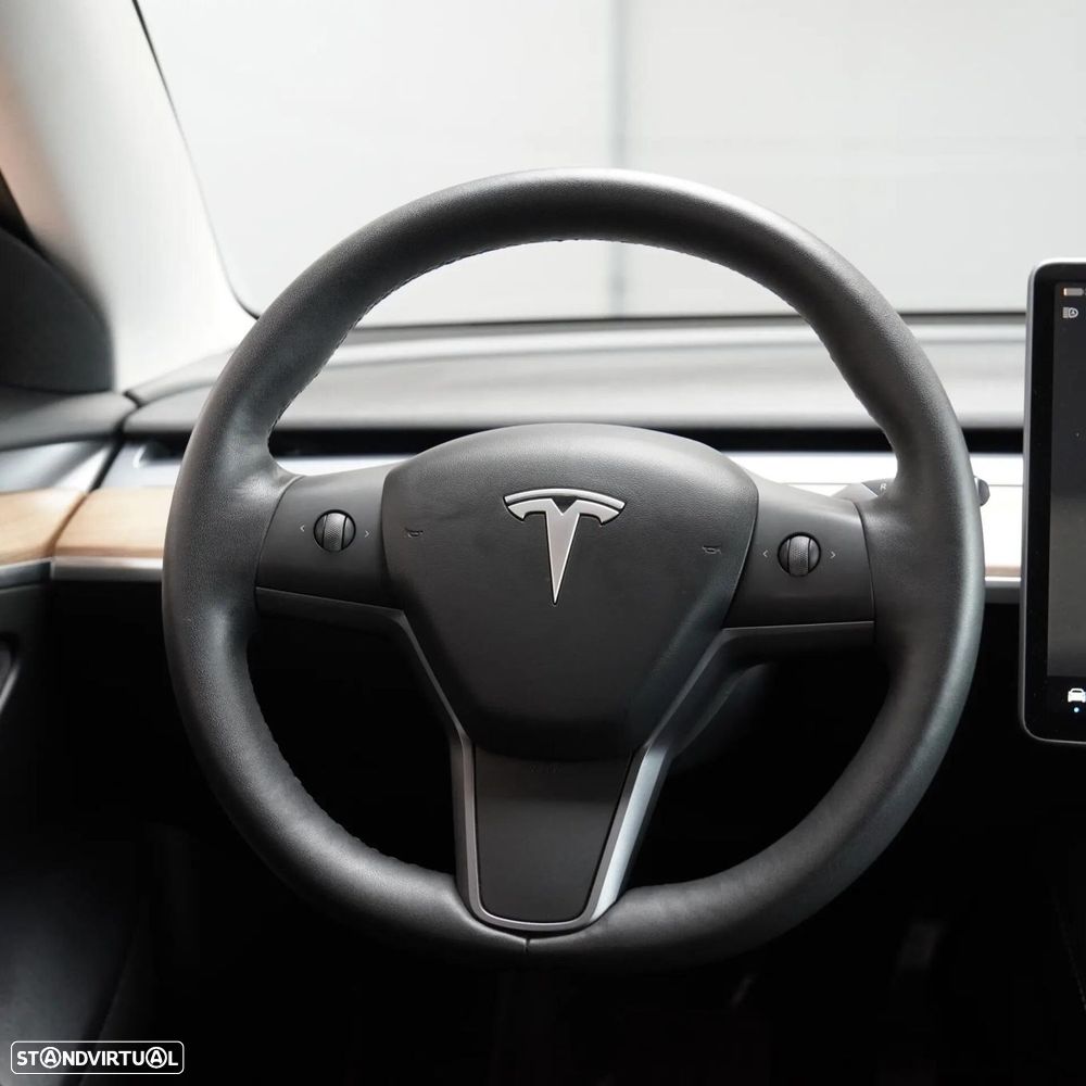 Tesla Model 3 Long Range AWD Dual Motor Performance - 13