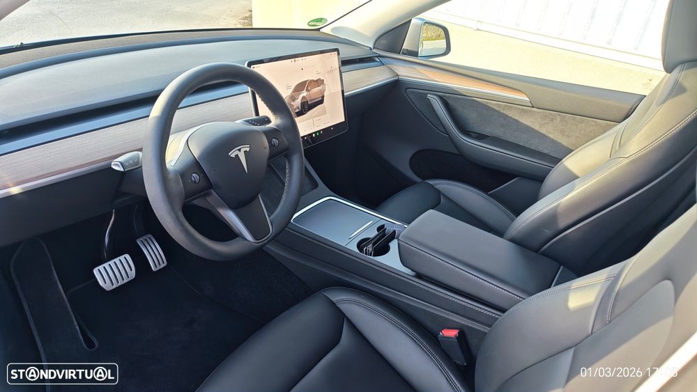 Tesla Model Y Performance Tração Integral - 8
