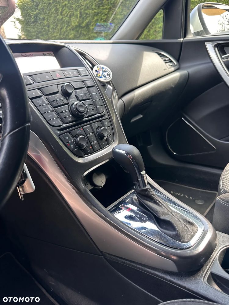 Opel Astra 2.0 CDTI Cosmo - 14