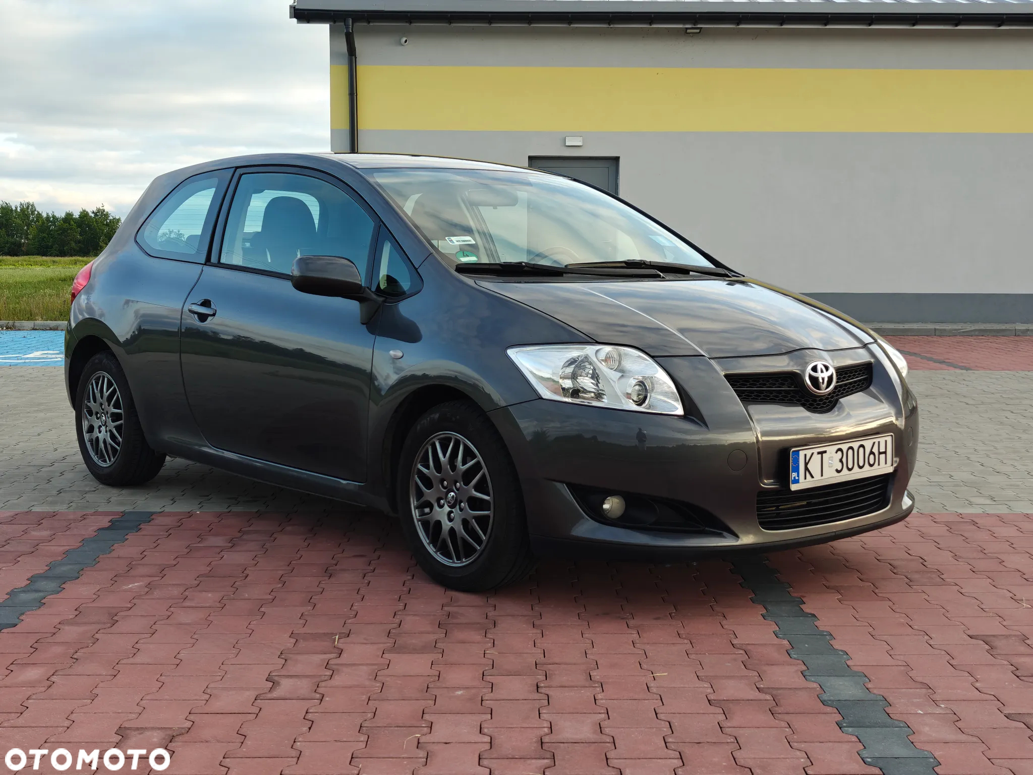 Toyota Auris - 3