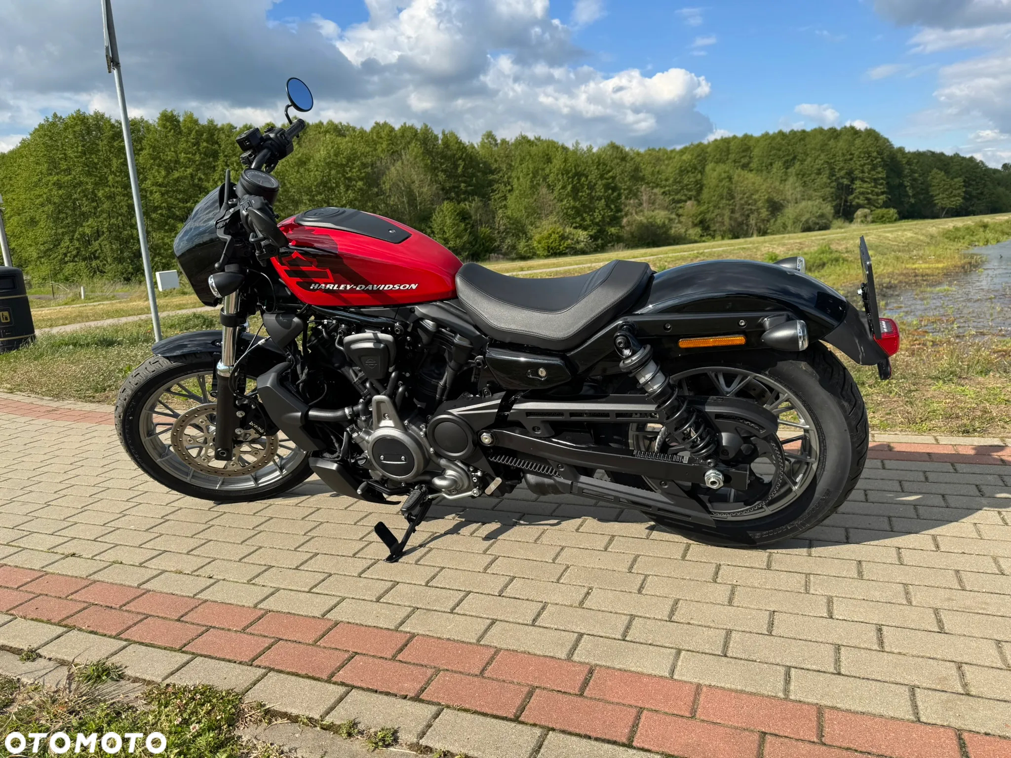 Harley-Davidson Sportster Nightster 975 - 7