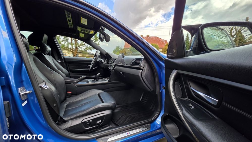 BMW Seria 3 335i xDrive Sport-Aut Sport Line - 25