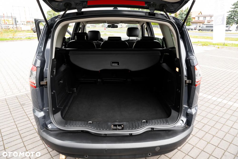 Ford S-Max 2.0 TDCi Titanium - 32
