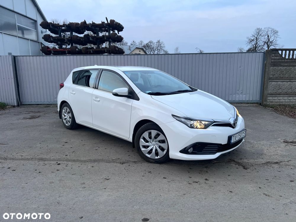 Toyota Auris 1.33 VVT-i Premium Comfort - 6