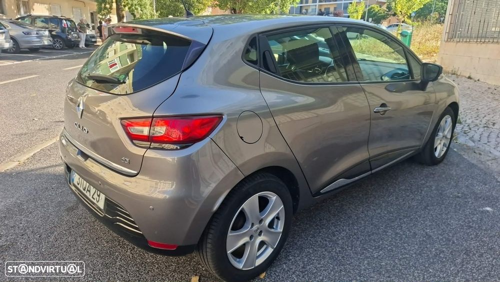 Renault Clio 1.5 dCi Dynamique S - 7