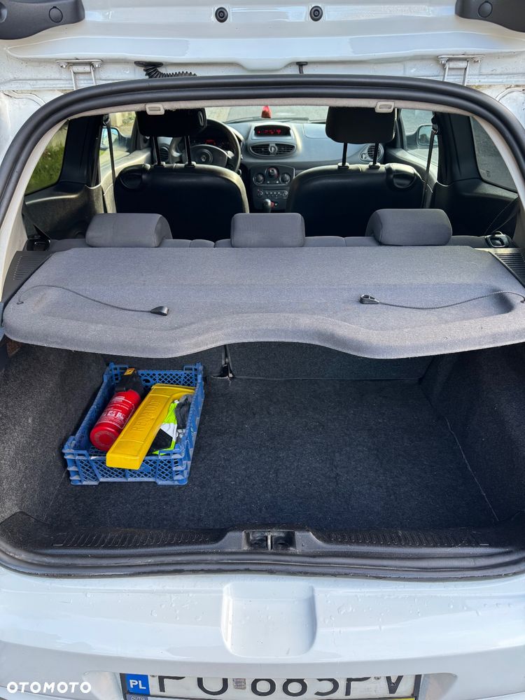 Renault Clio 1.5 dCi Authentique - 9