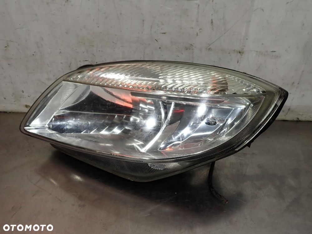 LAMPA LEWA PRZEDNIA SKODA ROOMSTER - 2