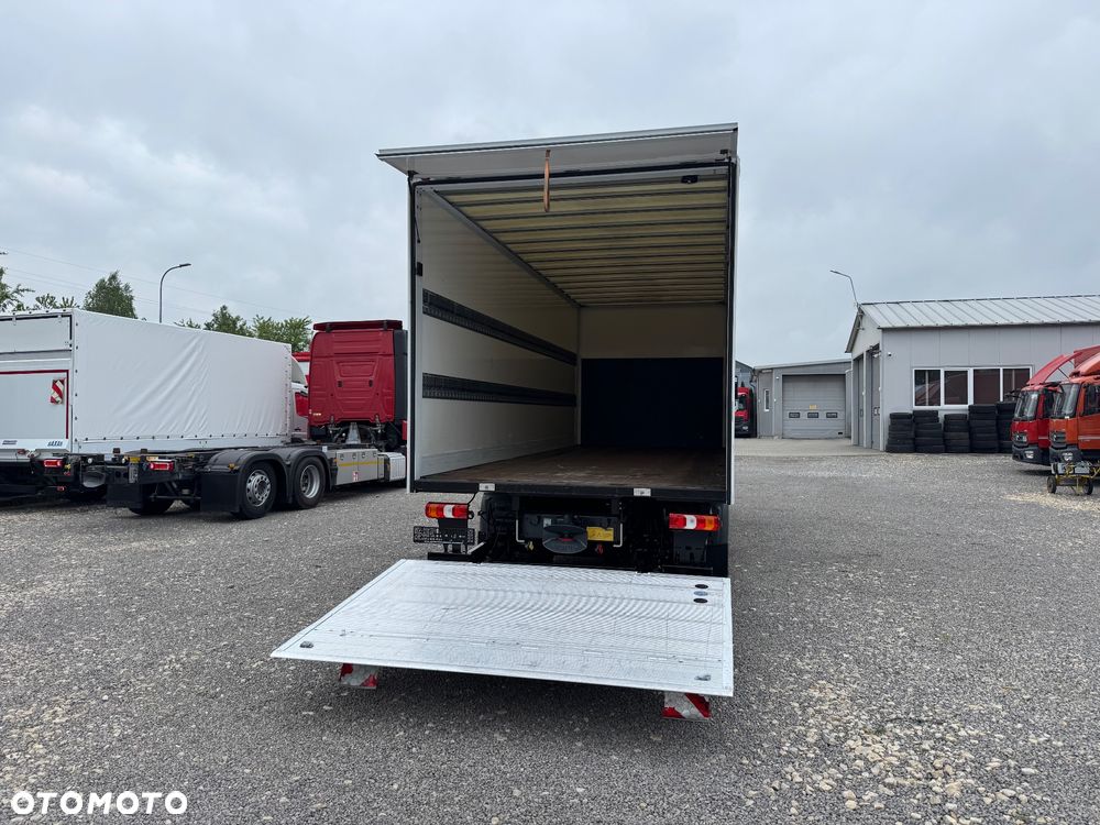 Mercedes-Benz ATEGO - 13