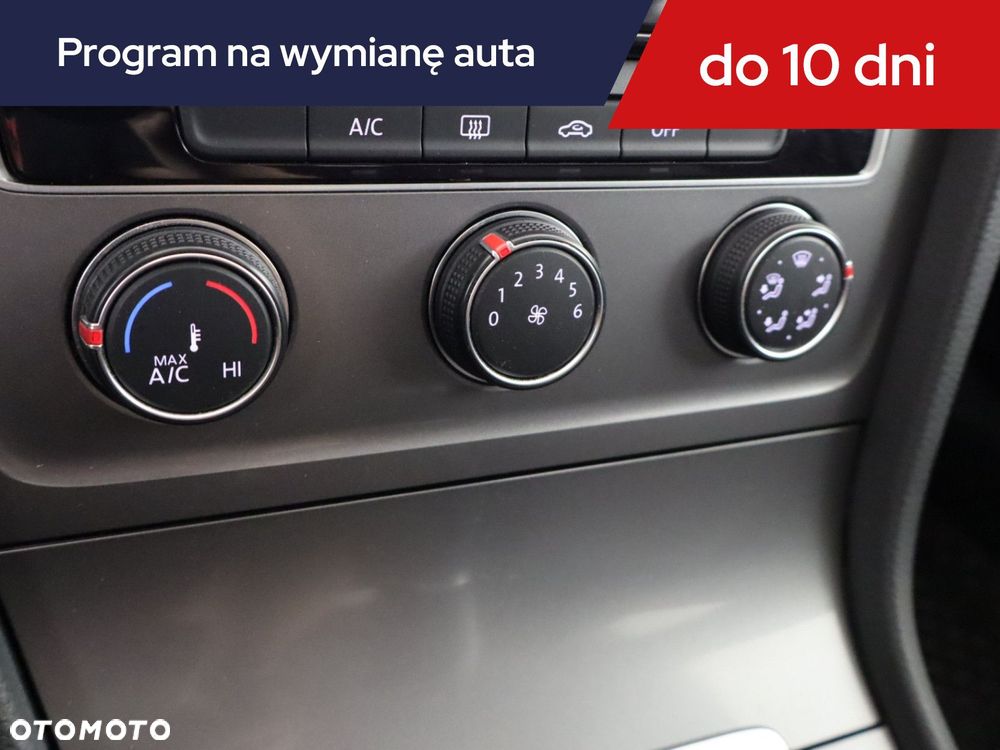 Volkswagen Golf - 14