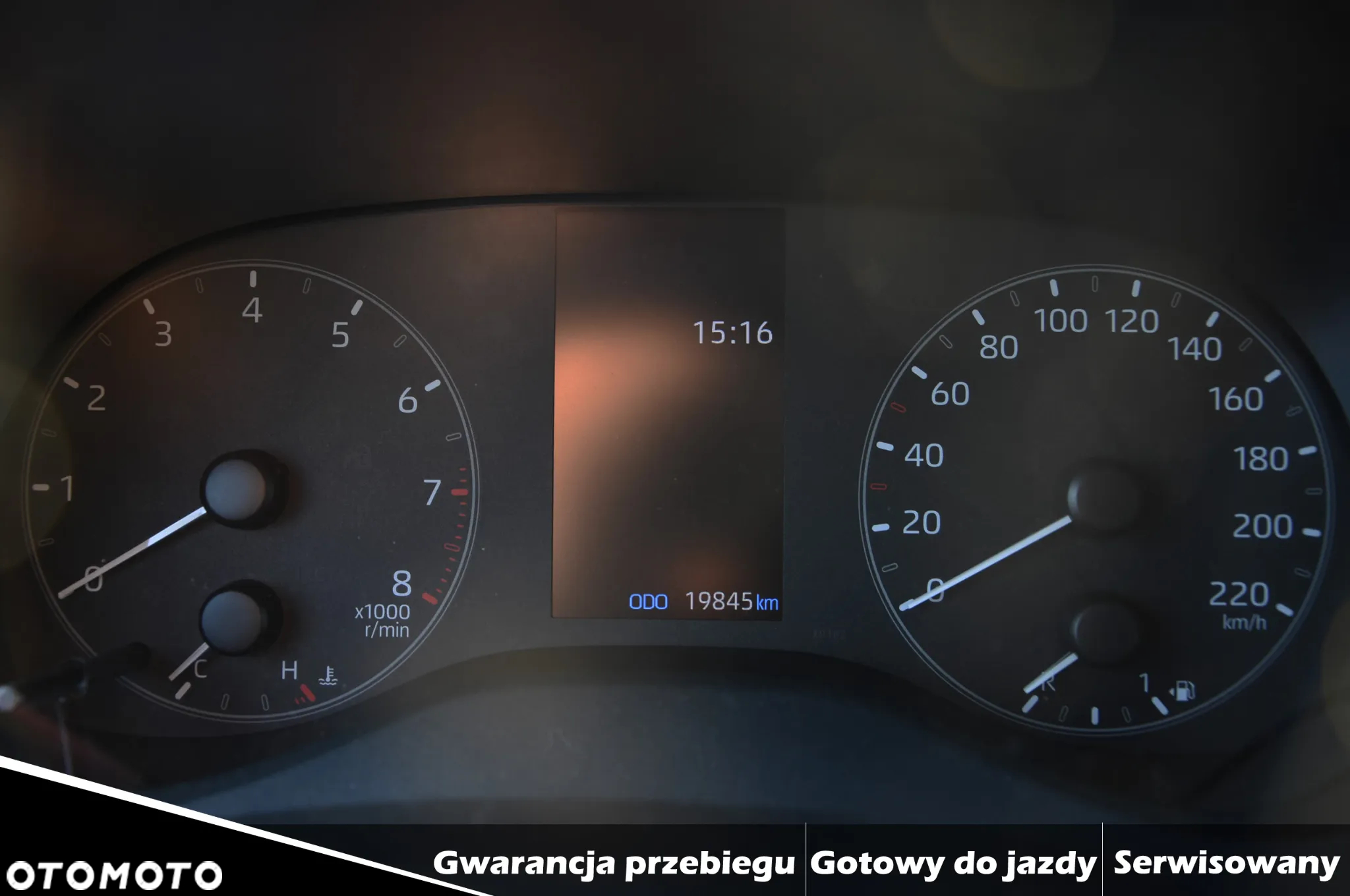 Toyota Yaris 1.5 Comfort - 21