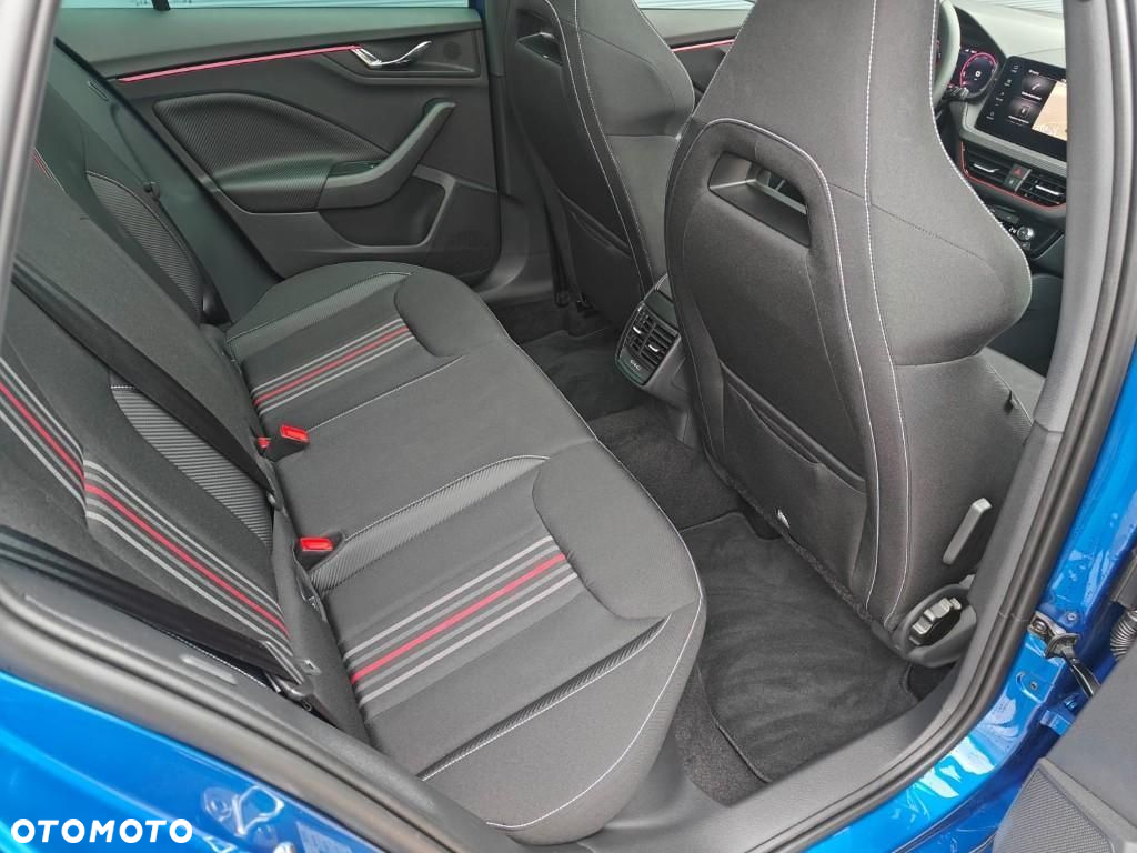 Skoda Kamiq 1.5 TSI Monte Carlo DSG - 5