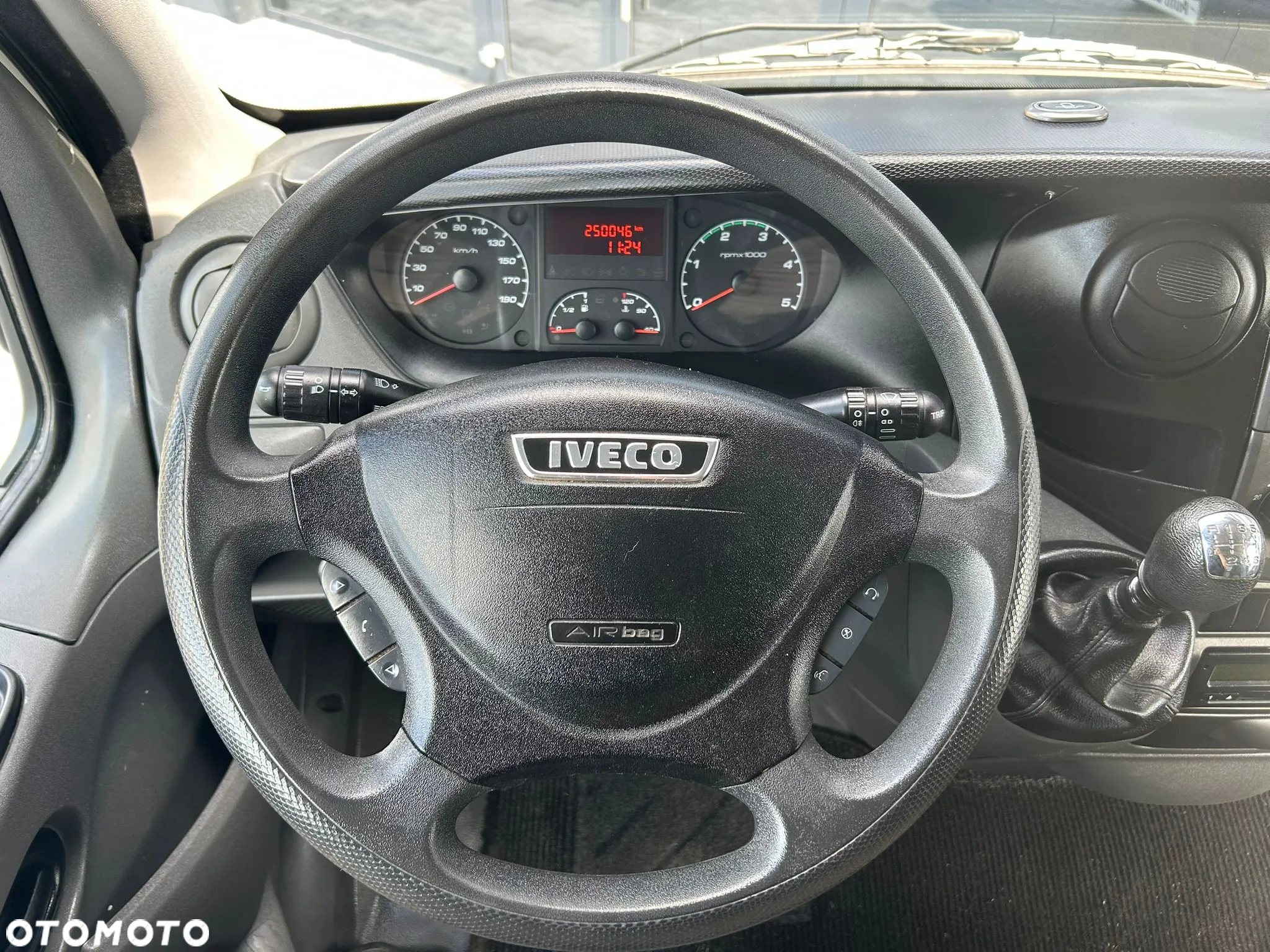 Iveco Daily 40C15 35C15 3.0 HPI Kontener 8 palet + winda 750kg + drzwi boczne **KLIMA**Sprowadzony**2014R**Niski Przebieg** - 11