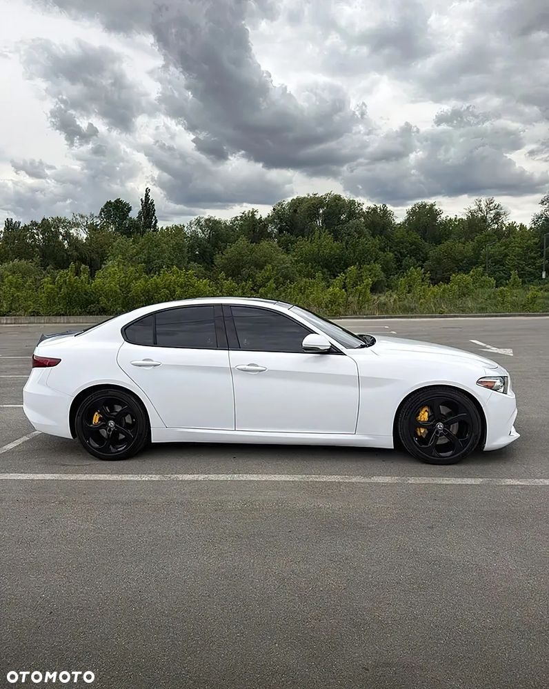 Alfa Romeo Giulia 2.0 Turbo Veloce - 6