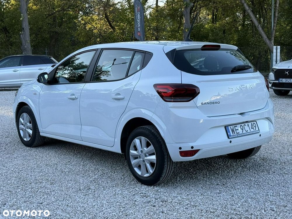 Dacia Sandero - 5