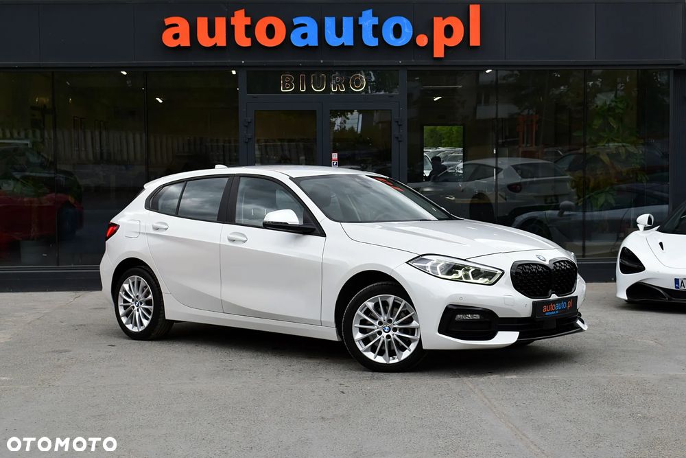 BMW Seria 1 118i - 3