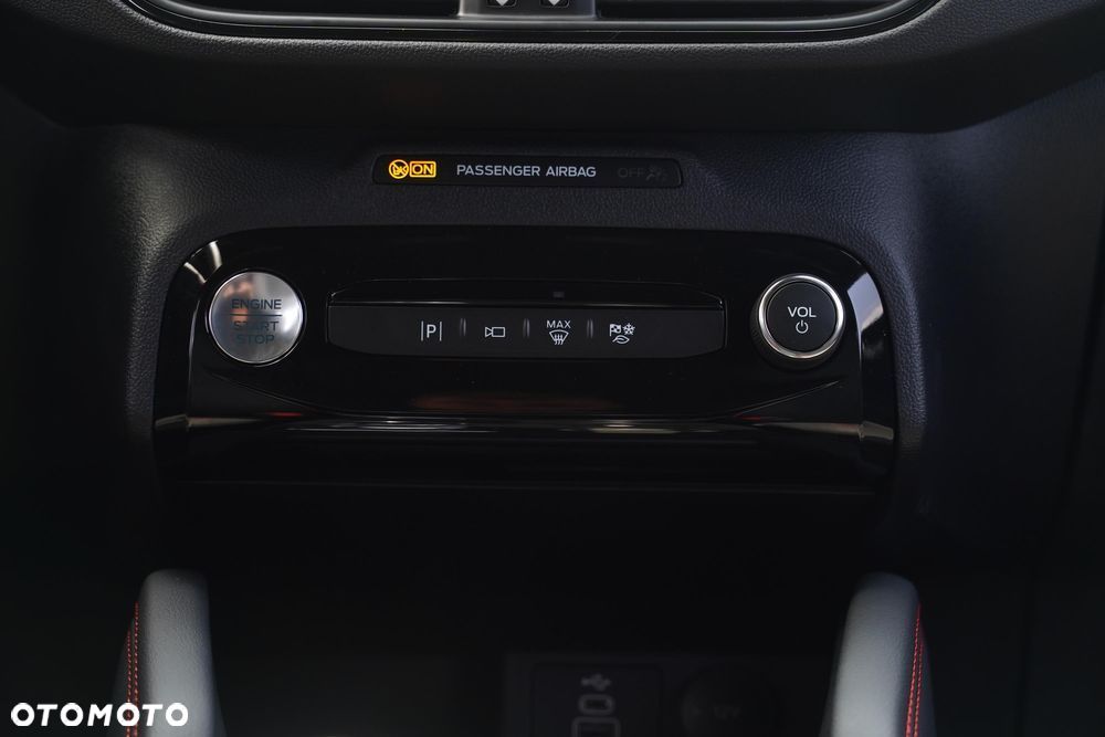 Ford Kuga 2.5 FHEV FWD ST-Line X eCVT - 20